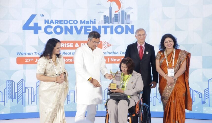 महिलाओं के बिना अधूरी है दिल्ली के विकास की तस्वीर