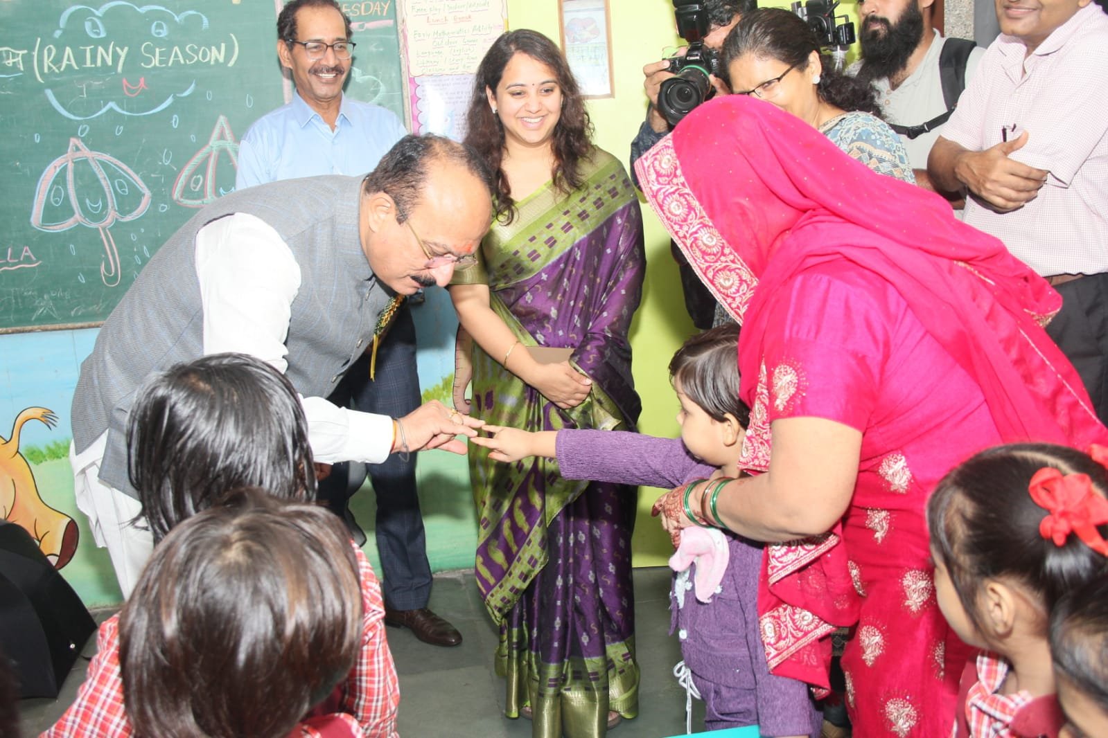 Ashish Sood: श‍िक्षा मंत्री आशीष सूद ने पैरेंट्स क्‍यों कहा ऐसा क‍ि सरकारी स्‍कूलों में पढ़ने वाले बच्‍चे…